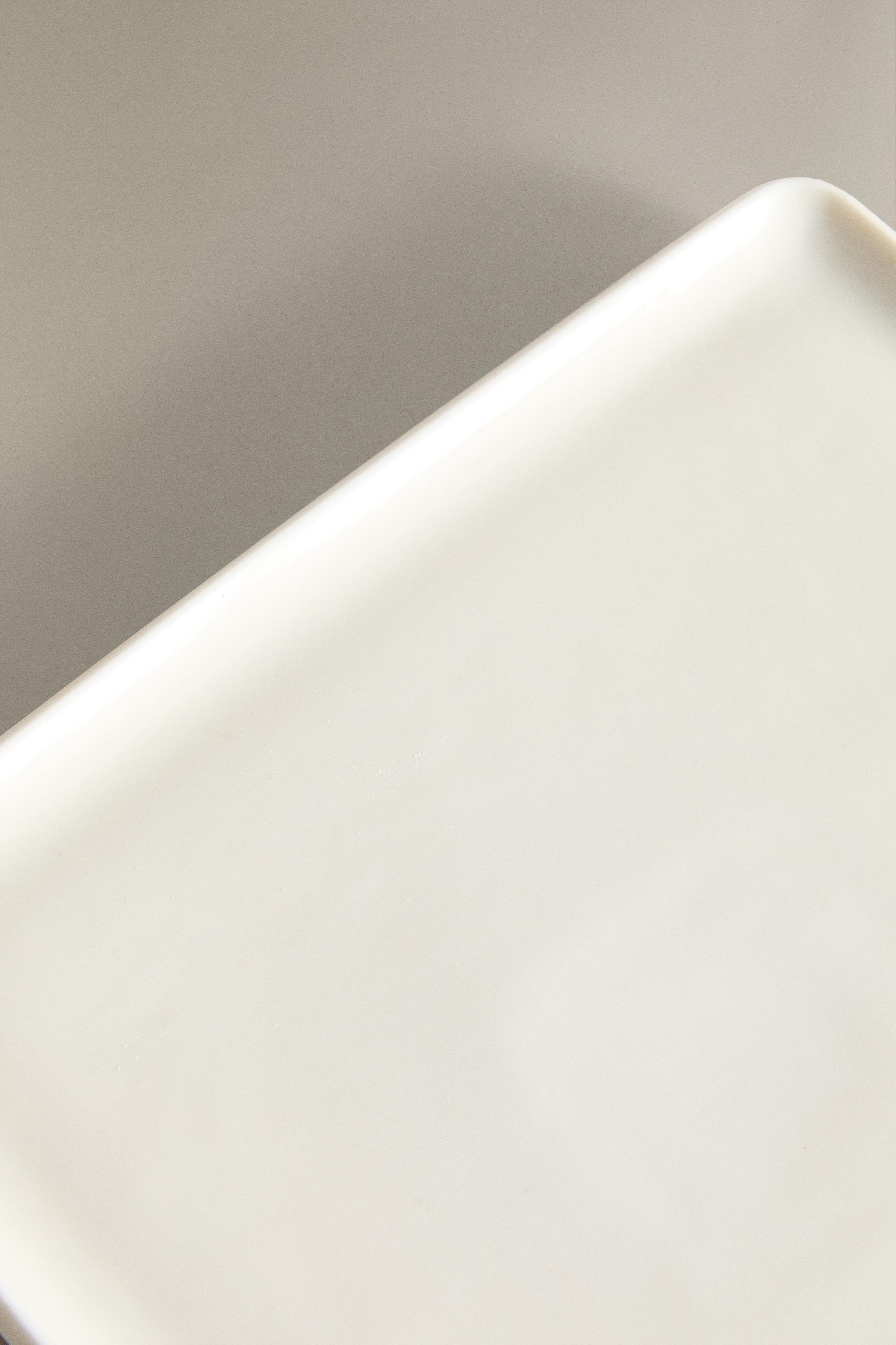 CERAMIC BATHROOM SOAP DISH